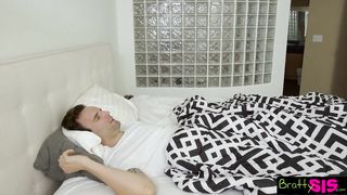 Perverz tini bige a nevelő faterjával szexel