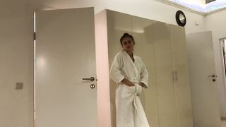 Orosz tini pici picsa análba kefélbe