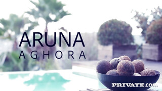 Aruna Aghora pici puncija finoman megrakva