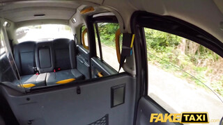 Fake Taxi - Barbie Sins análba dugva