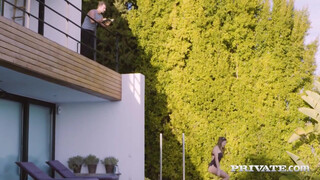 Private.com - Talia Mint a szomszéd pasival szexel