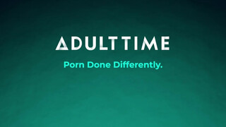 ADULT TIME - nagy tőgyes világos szőke méretes csöcsű barnával ollózik és dug