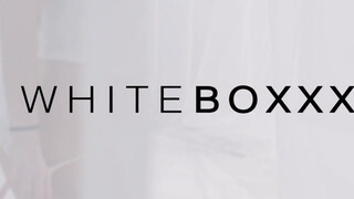 WhiteBoxxx - Oxana Chic a szexy ukrán csajszi