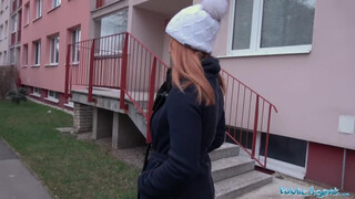 Jenny Manson a fullos orosz spiné - Public Agent
