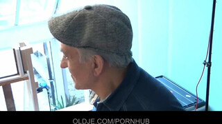 Oldje - Dupla vén pénisz a fiatal csajnak