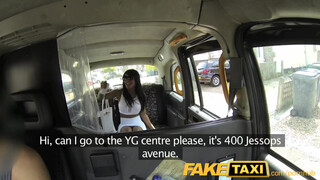 FakeTaxi - Kiki Minaj néger picsája megdöngetve