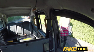 Fake Taxi - Kylie Nymphette a kurva egyetemista kiscsaj