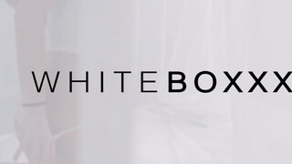 WhiteBoxxx - Silvia Dellai a dögös cseh picsa