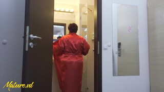 Vén házastárs és a tini szeretője