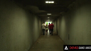 DevilsGangbangs - Brazil milf gruppen szex baszása