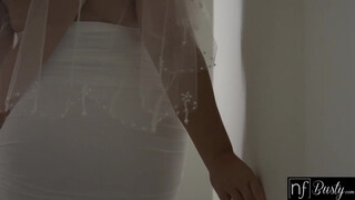 Natasha Nice az igazán hatalmas tőgyes milf
