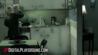 Digitalplayground - Riley Steele a méretes kannás világos szőke spiné