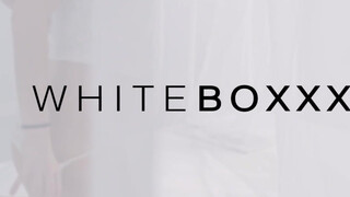 WhiteBoxxx - Darcia Lee a méretes tőgyes magyar cigány nőci