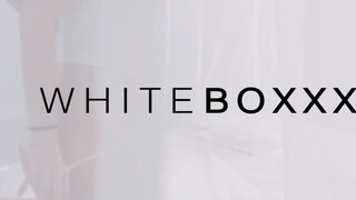 WHITEBOXXX - Olivia Sin szaftos muffja kinyalva