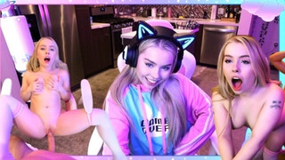 Haley Spades a fullos gamer kiscsaj