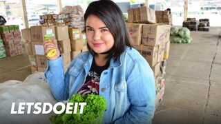 Dagadt latin amerikai milf picsája mélyen megbaszva xiomarától