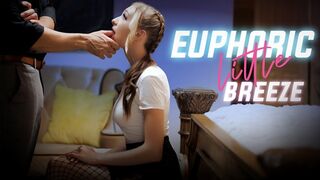 Cuki tini Breezy Bri kinky hangulatban csábítja a nevelő atyja barátját gyönyörű alsóruhában